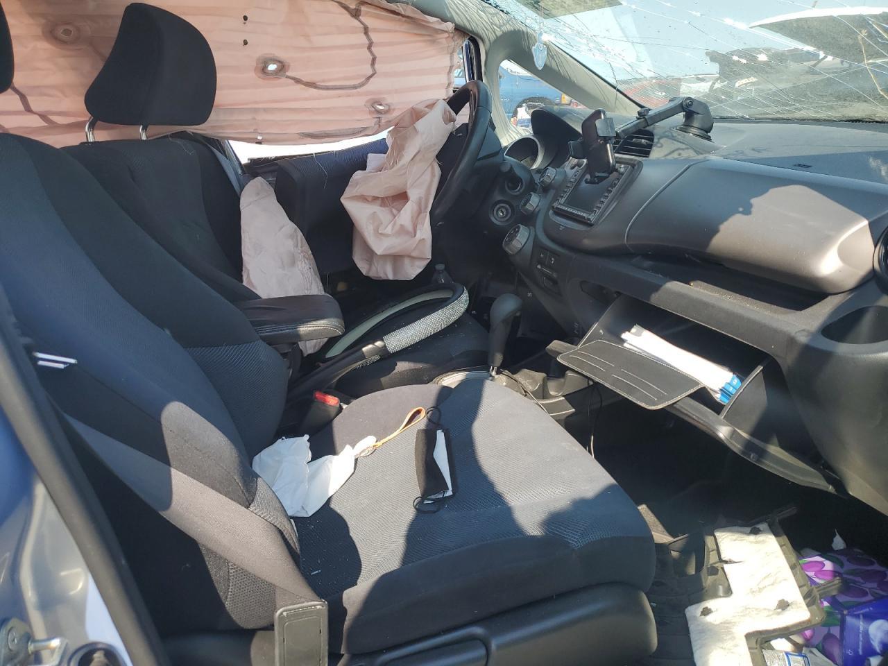 2009 HONDA FIT