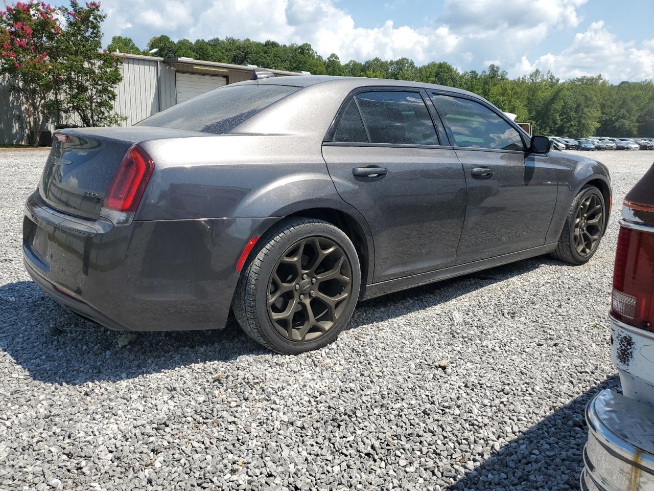2016 CHRYSLER 300