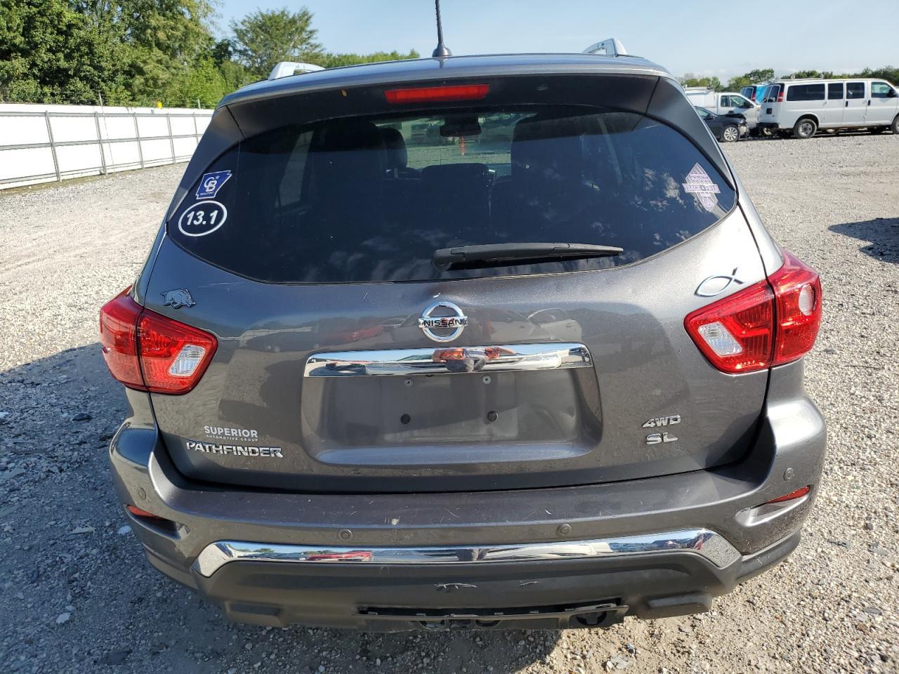 2017 NISSAN PATHFINDER