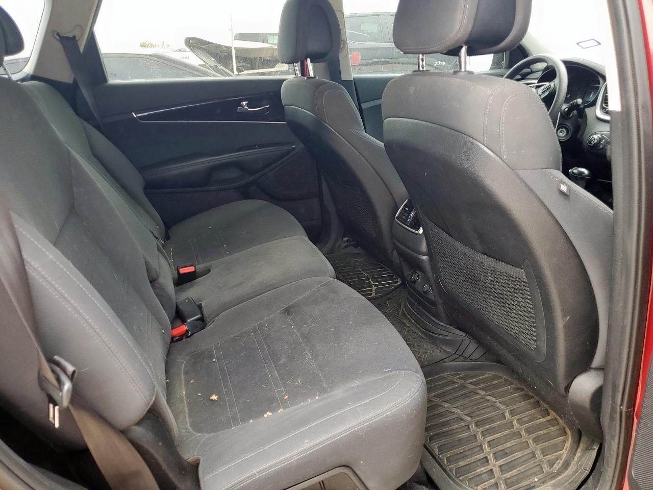 2016 KIA SORENTO