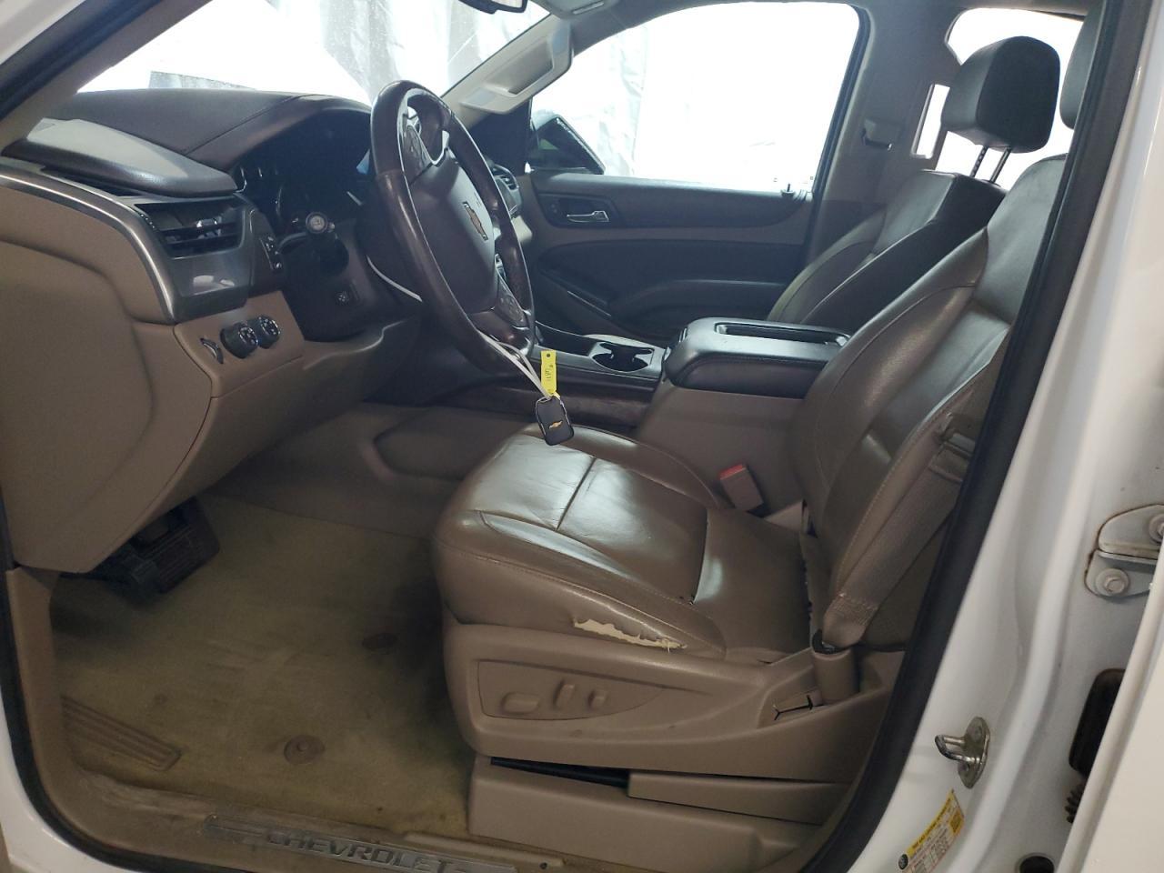 2016 CHEVROLET Suburban