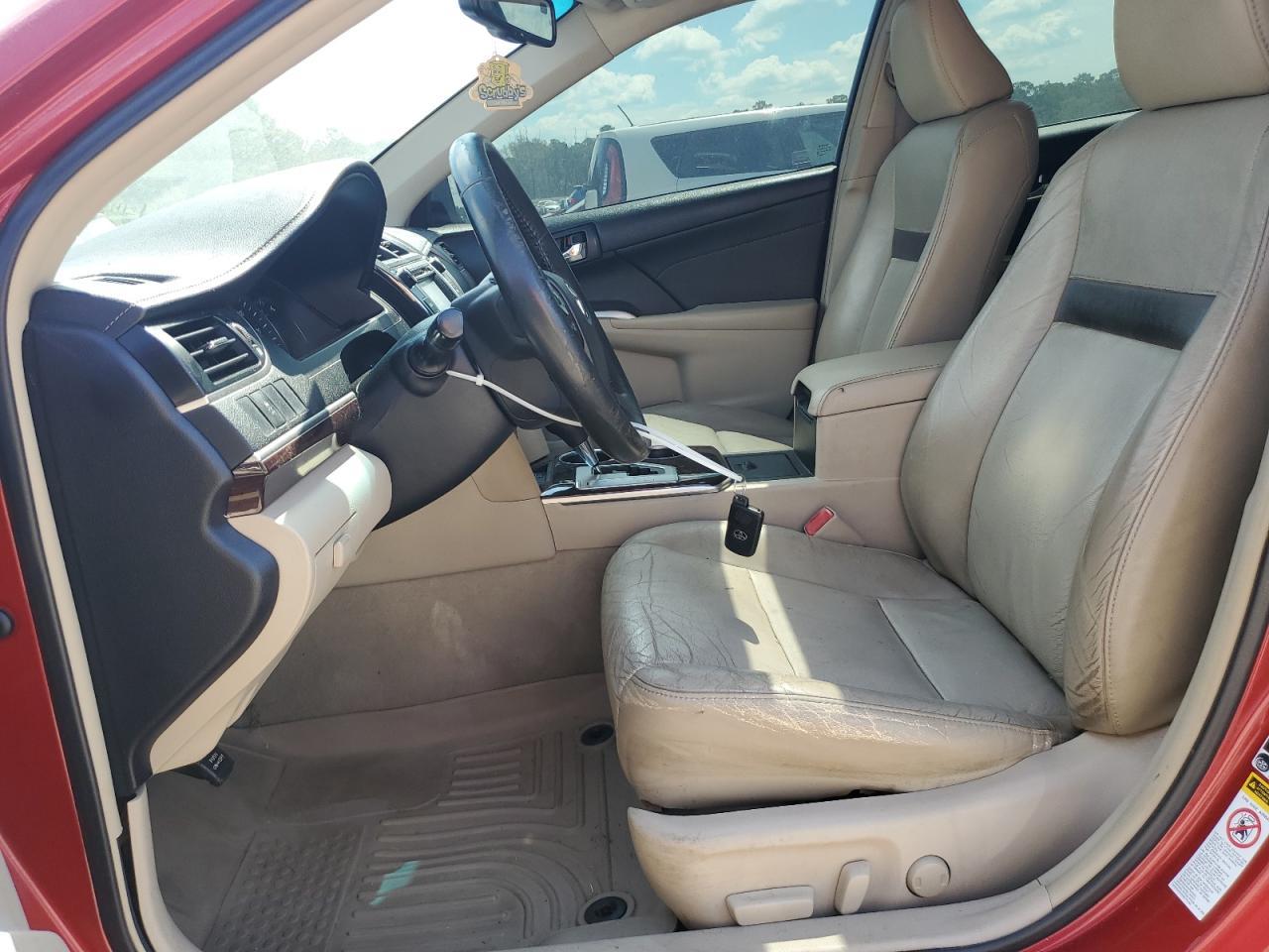 2014 TOYOTA CAMRY