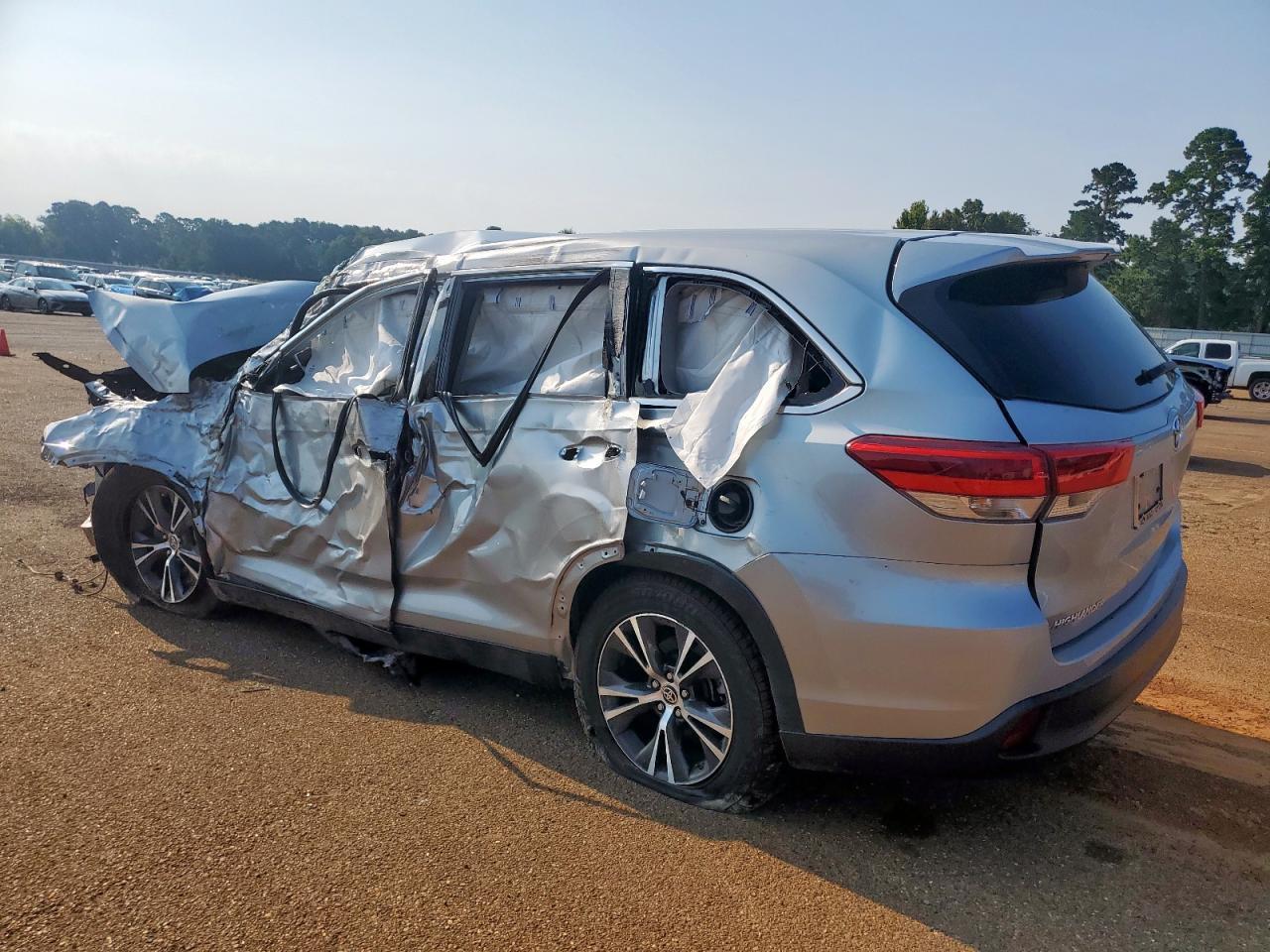2019 TOYOTA HIGHLANDER
