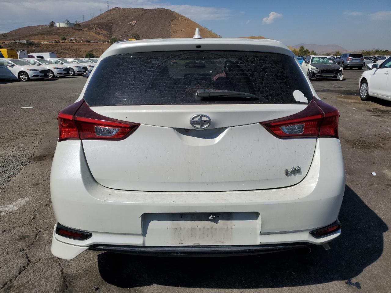 2016 TOYOTA SCION