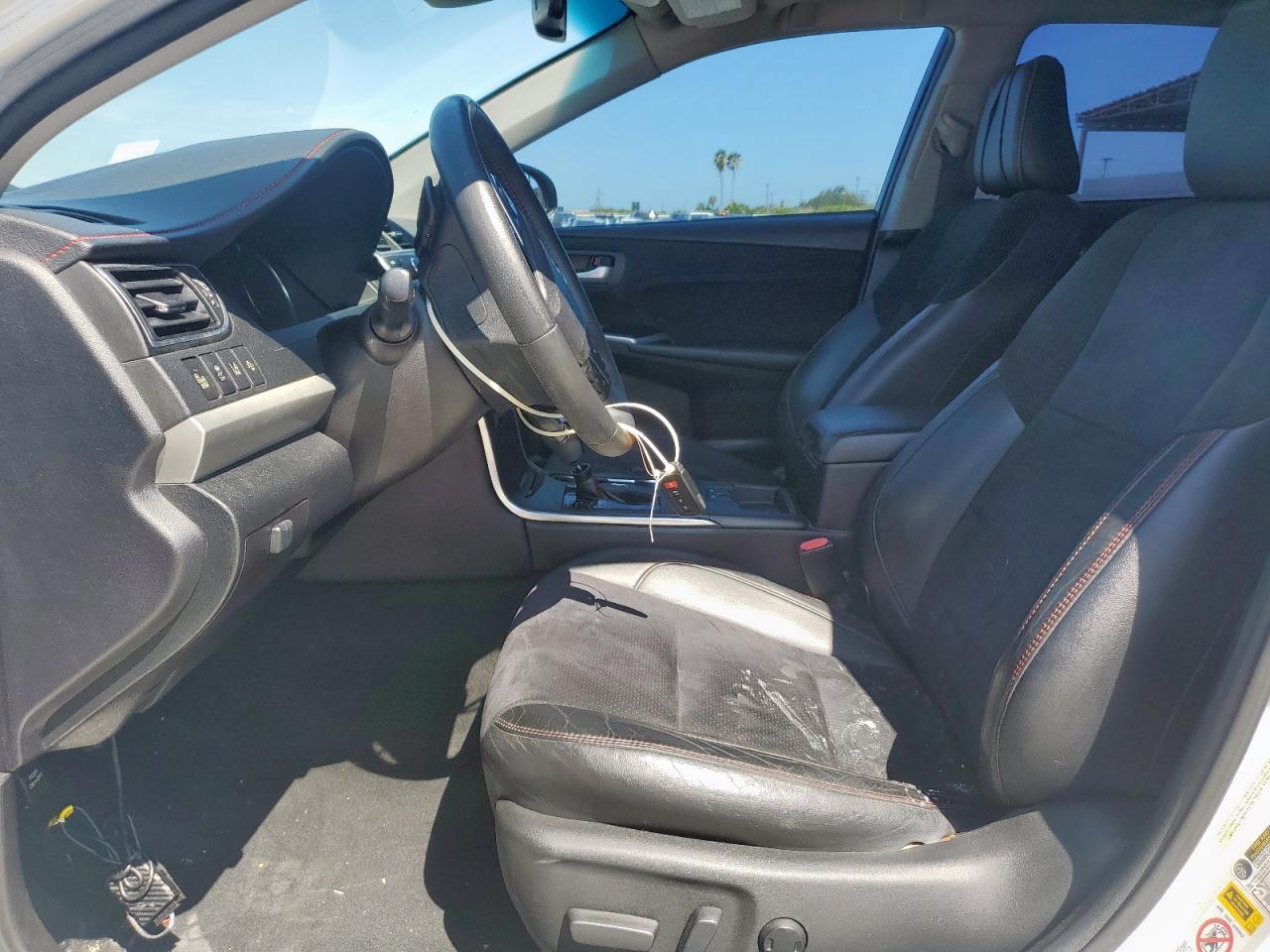 2017 TOYOTA CAMRY