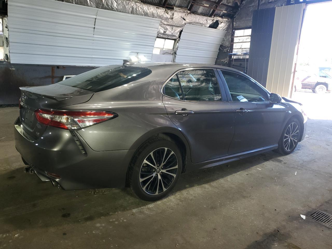 2020 TOYOTA CAMRY