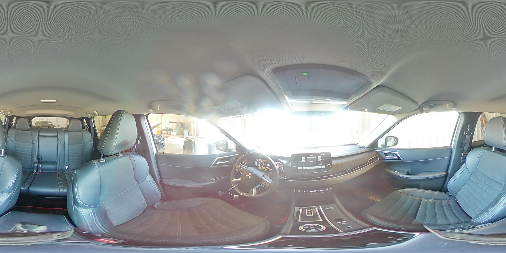 2023 MITSUBISHI outlander