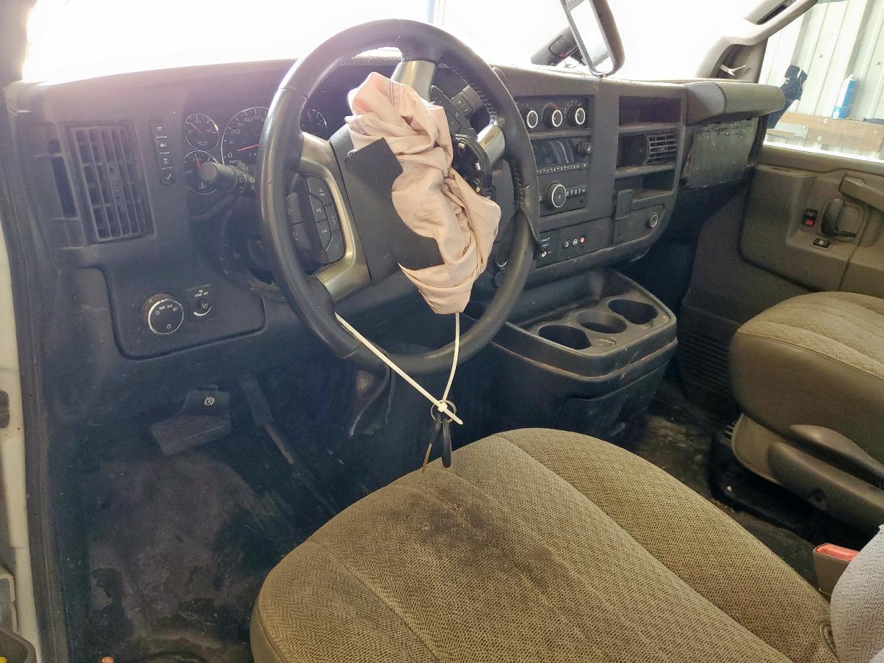 2017 CHEVROLET EXPRESS 2500