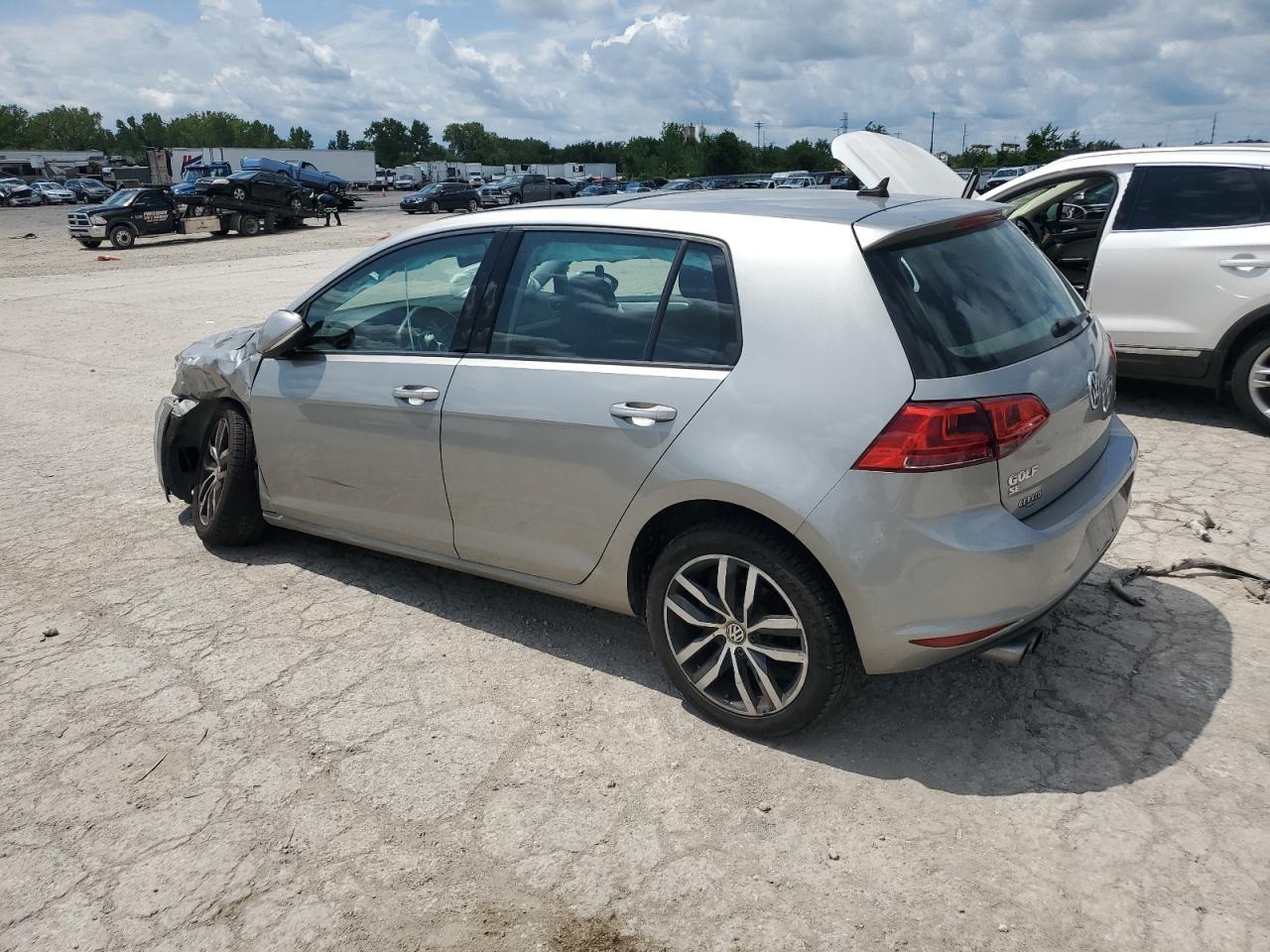 2017 VOLKSWAGEN GOLF