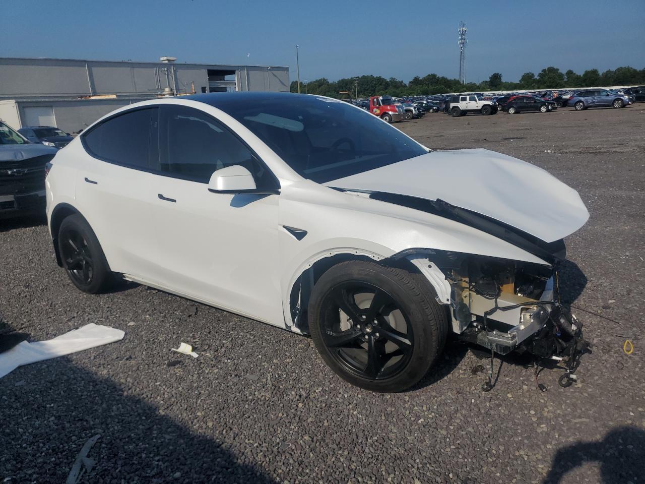2026 TESLA MODEL Y