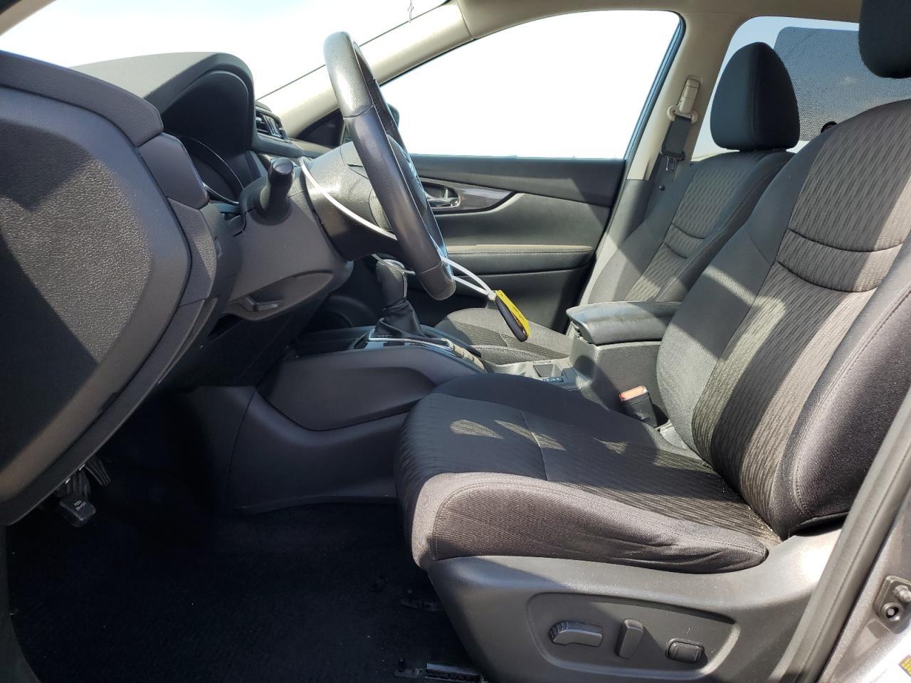 2017 NISSAN ROGUE