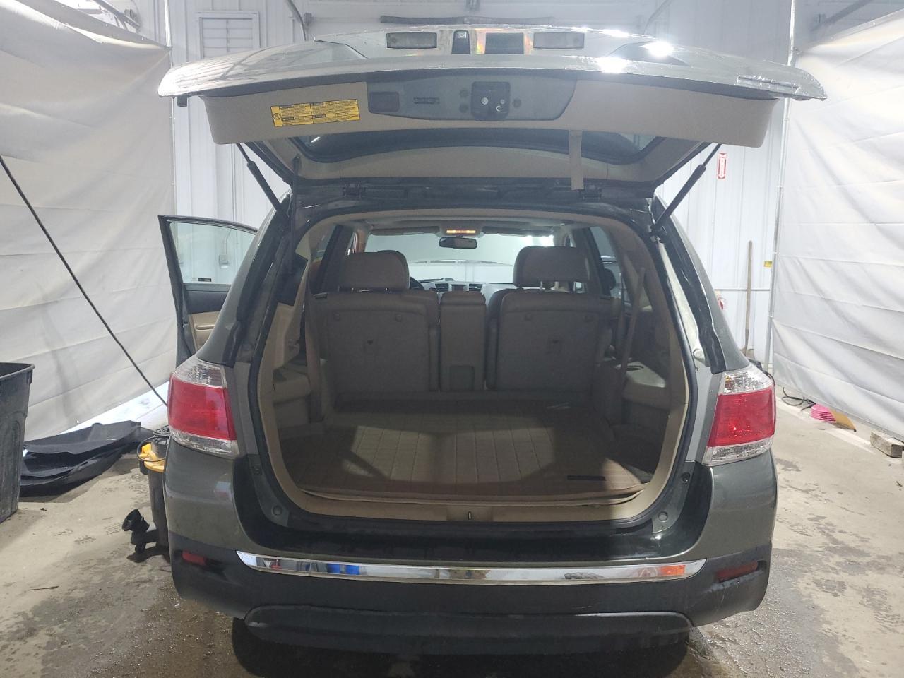 2013 TOYOTA HIGHLANDER