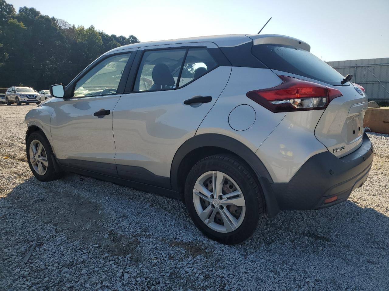 2020 NISSAN KICKS
