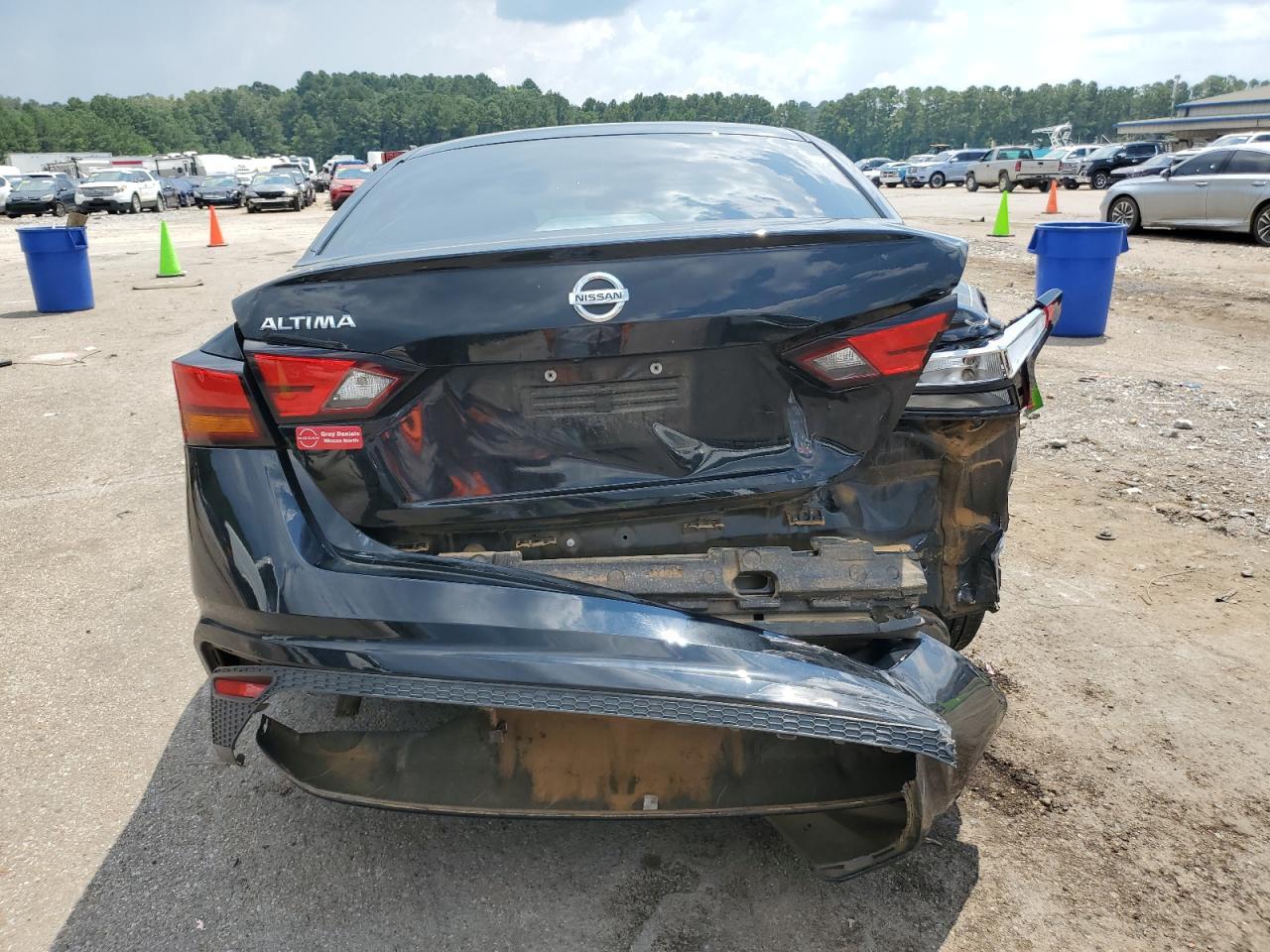 2022 NISSAN ALTIMA