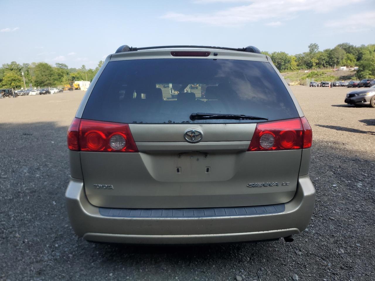 2008 TOYOTA SIENNA