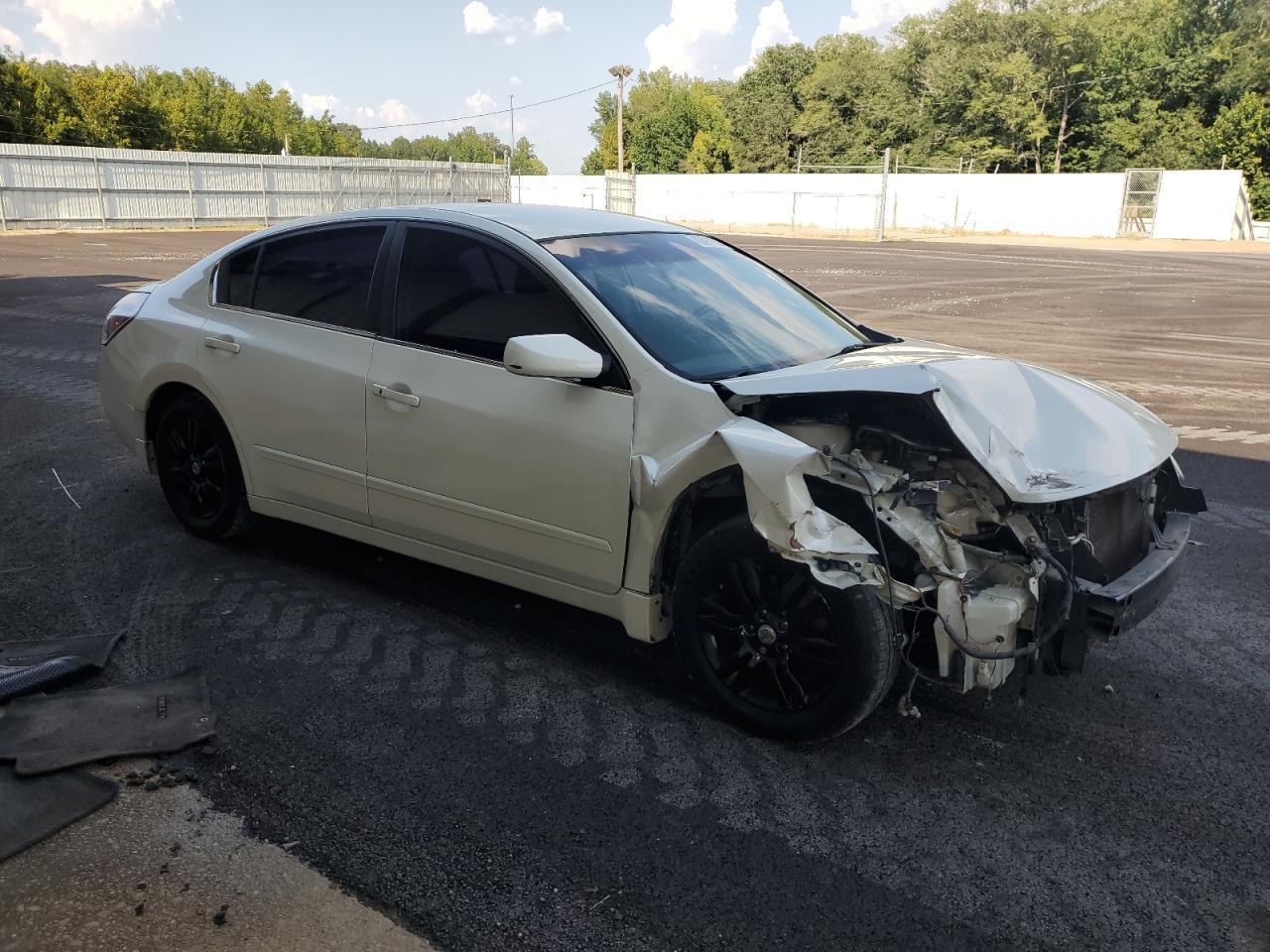 2010 NISSAN ALTIMA