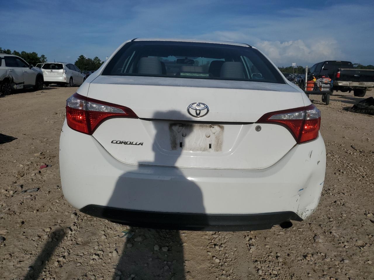 2015 TOYOTA COROLLA