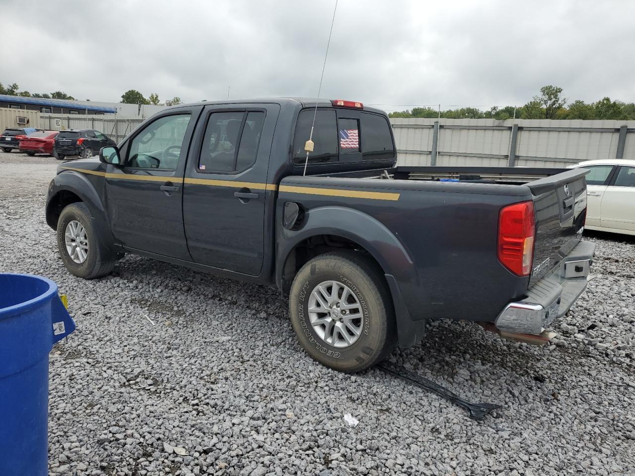 2015 NISSAN Frontier