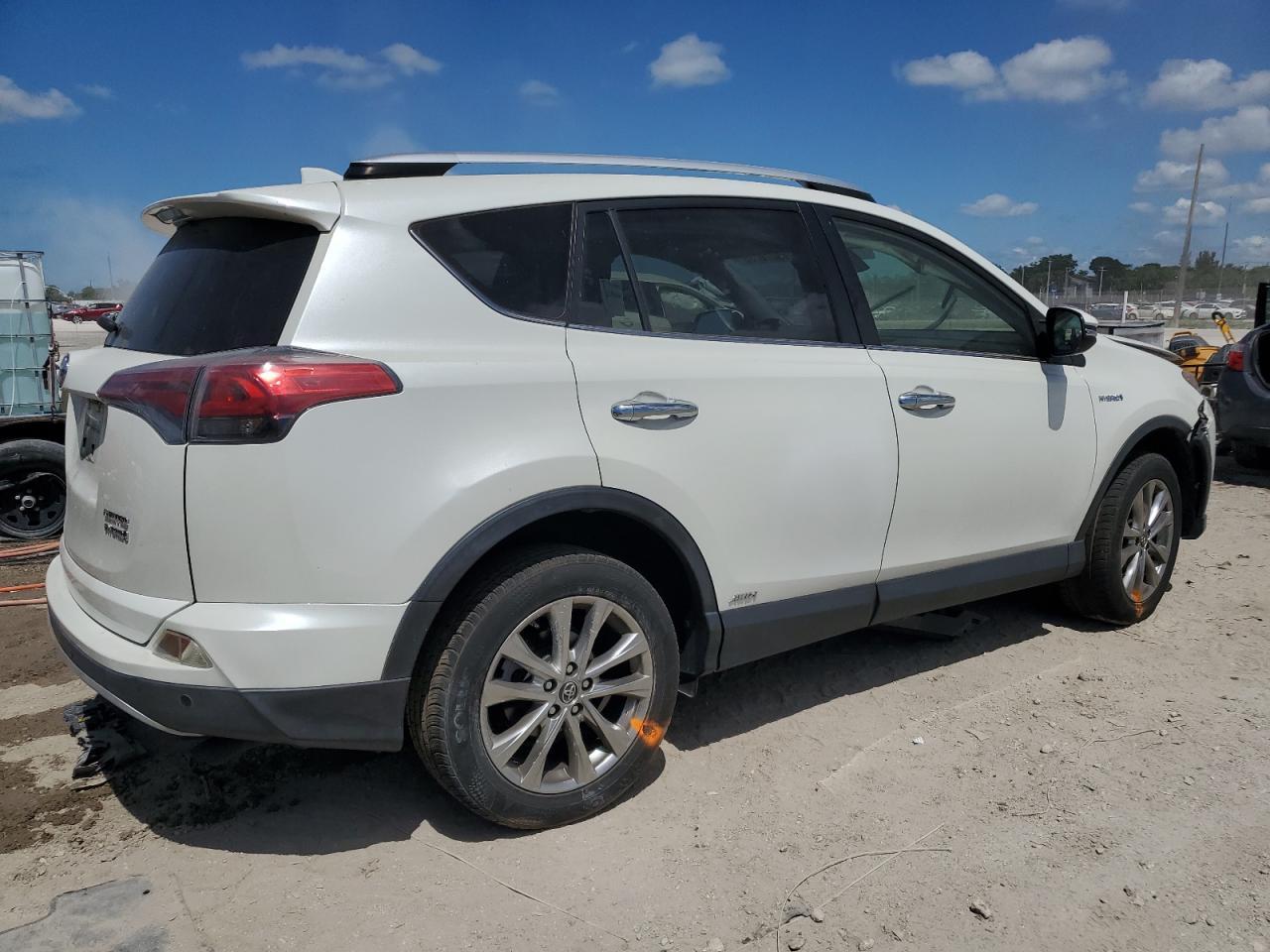 2016 TOYOTA RAV4