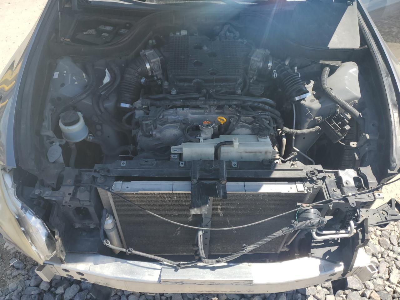 2015 INFINITI Q40