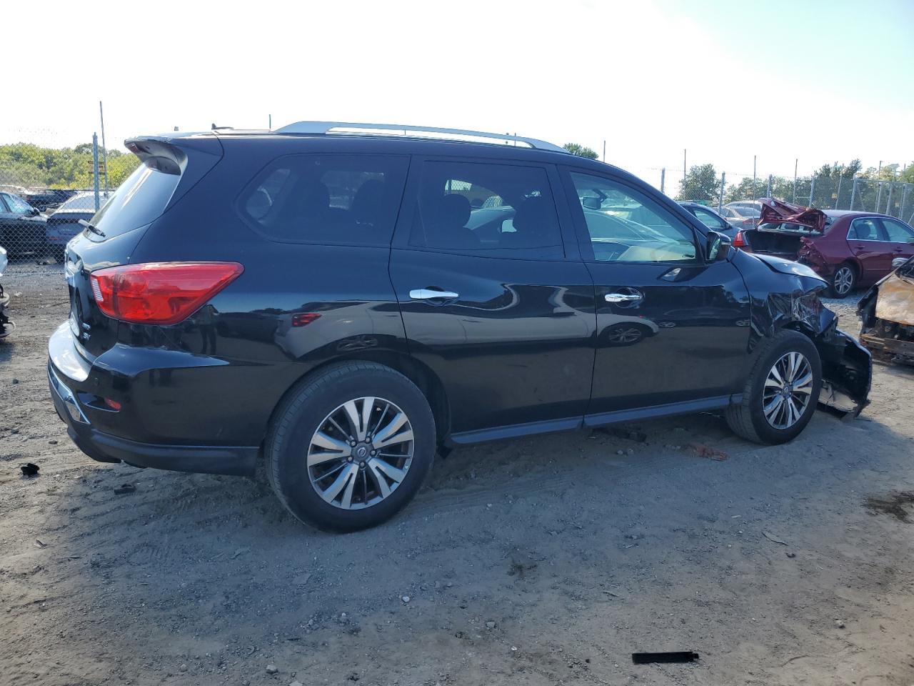 2018 NISSAN PATHFINDER