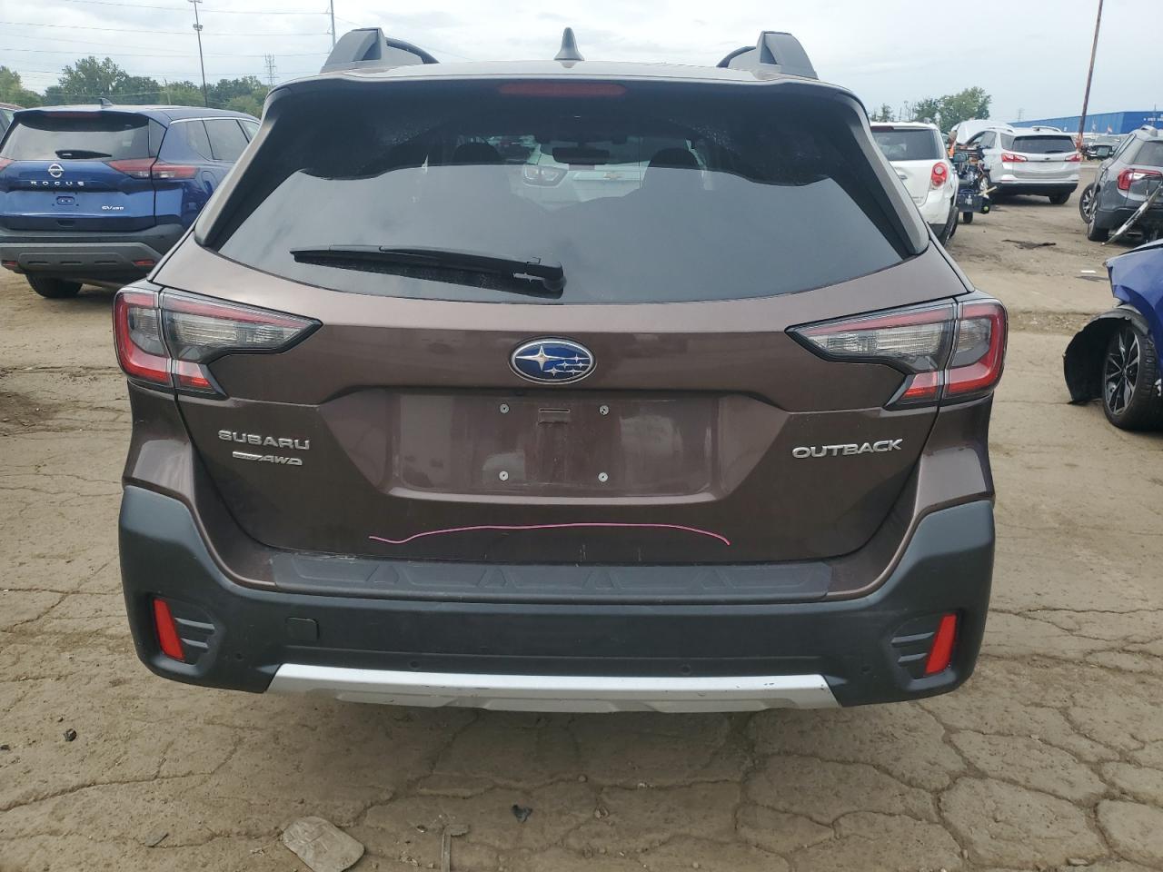 2021 SUBARU Outback