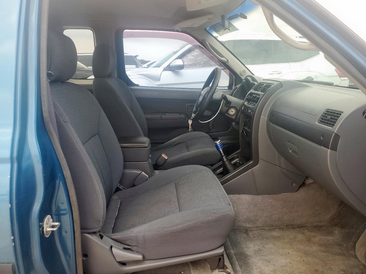 2002 NISSAN Frontier