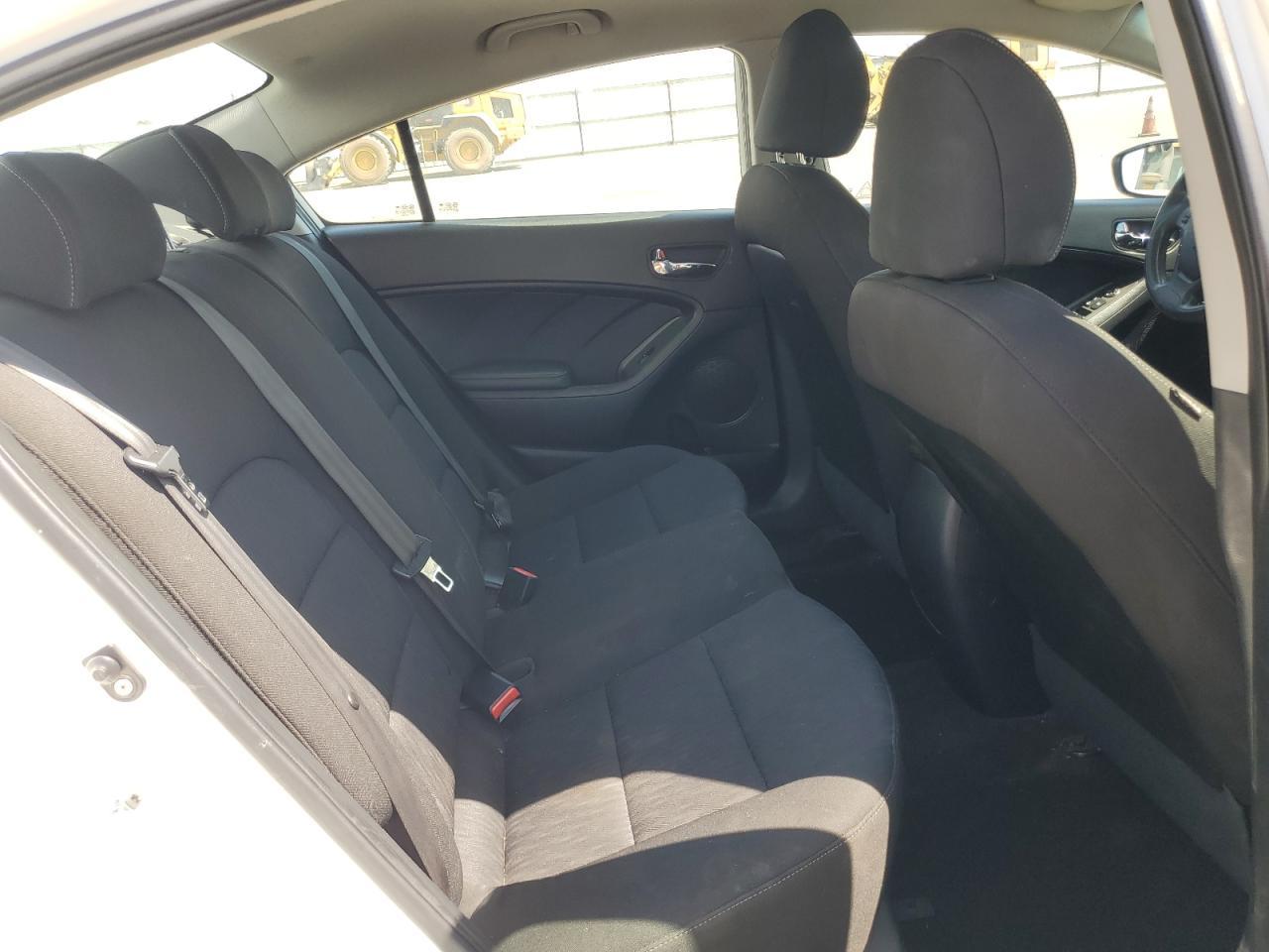 2016 KIA FORTE