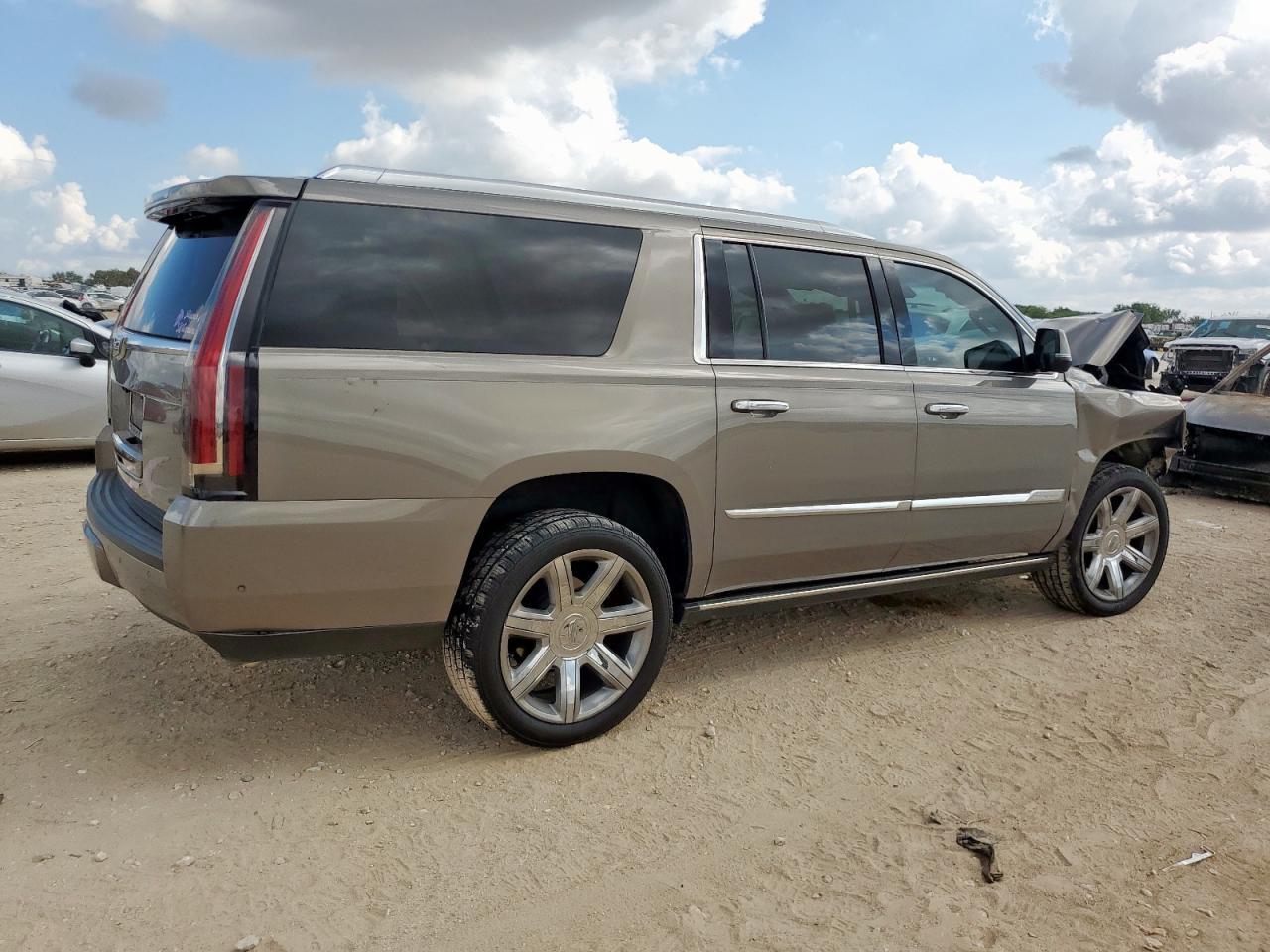 2018 CADILLAC ESCALADE