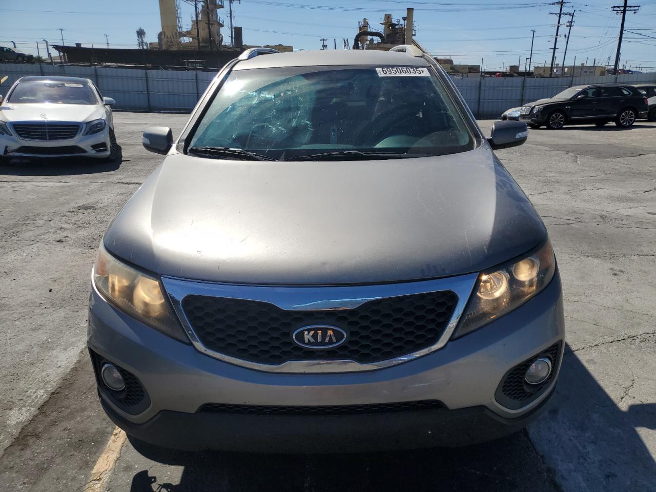2013 KIA SORENTO
