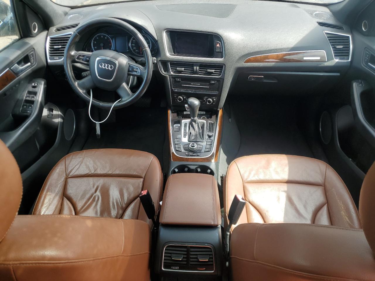 2010 AUDI Q5