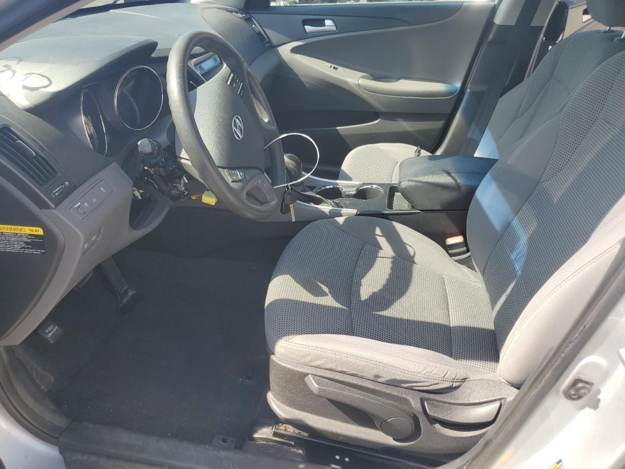 2013 HYUNDAI SONATA