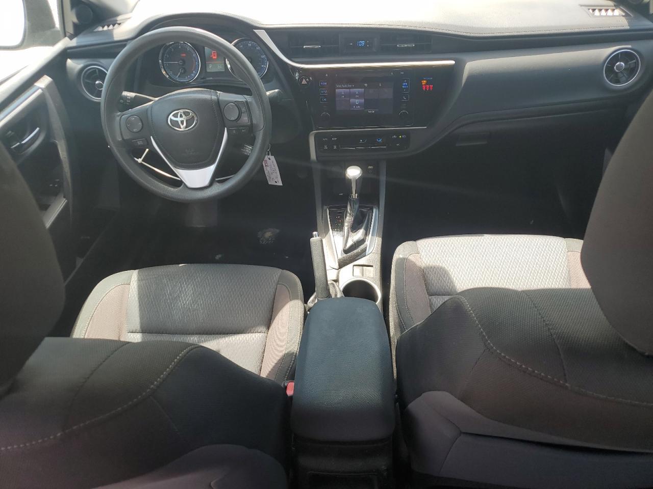 2019 TOYOTA COROLLA