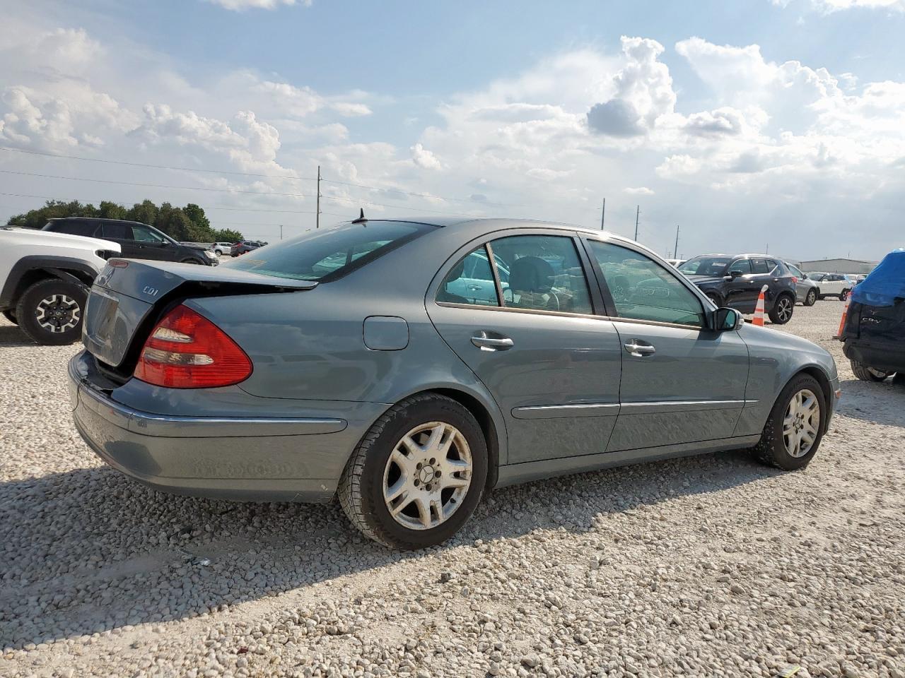2006 MERCEDES-BENZ E-Class
