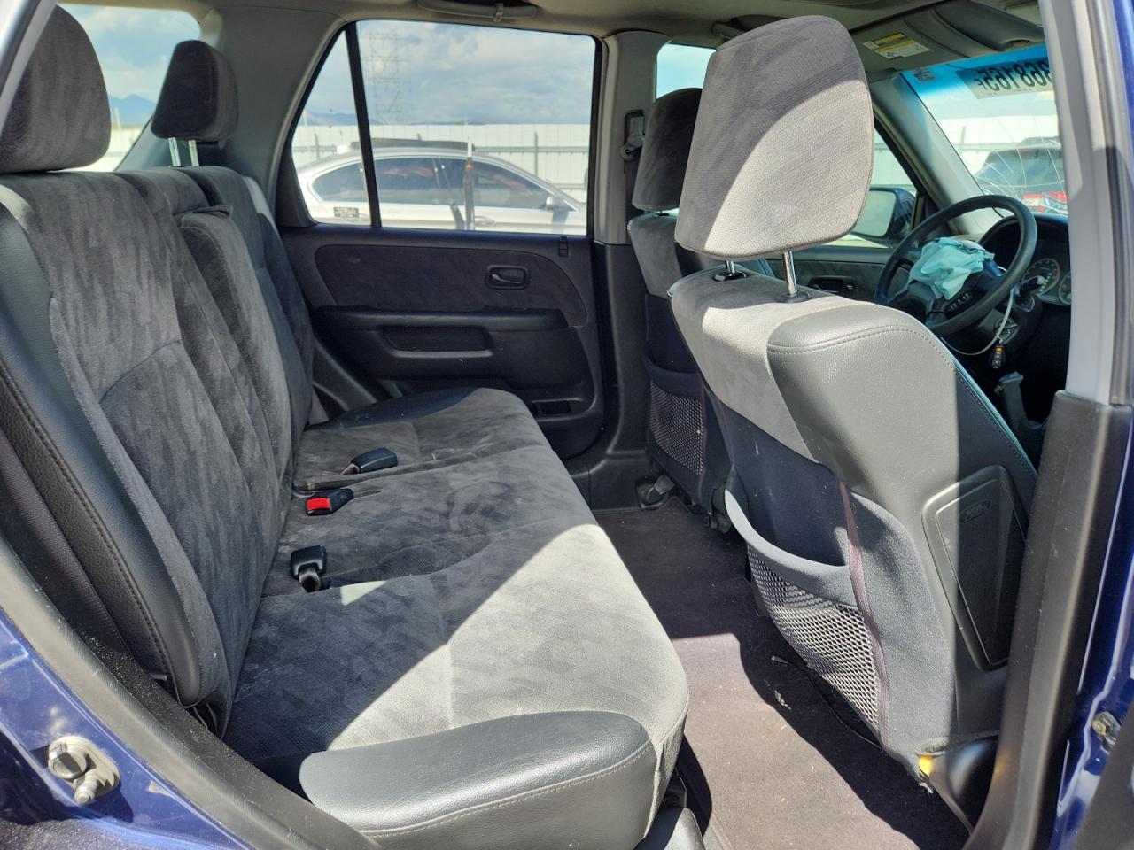 2004 HONDA CR-V