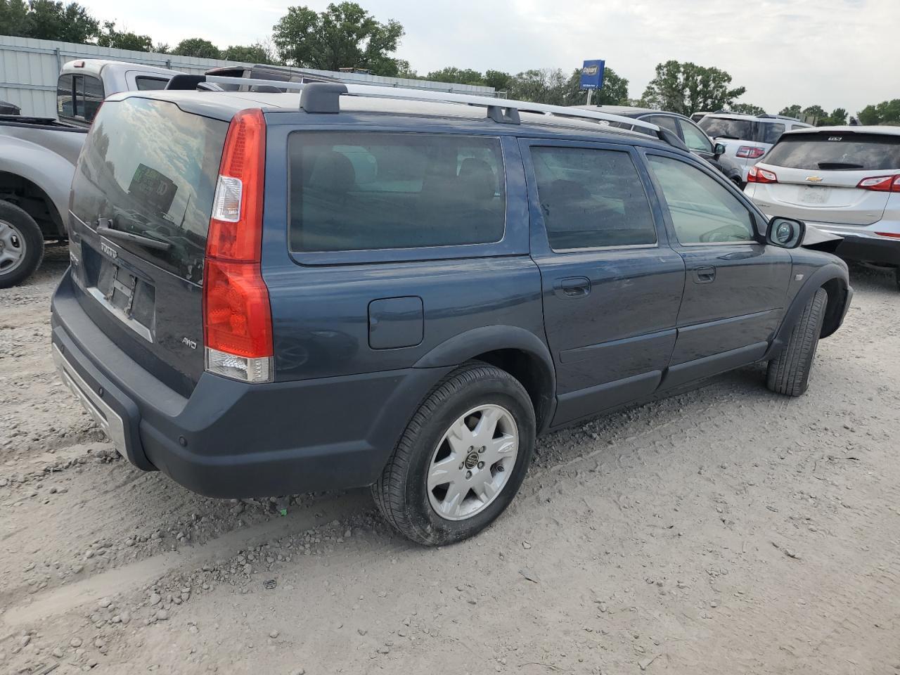 2006 VOLVO XC70