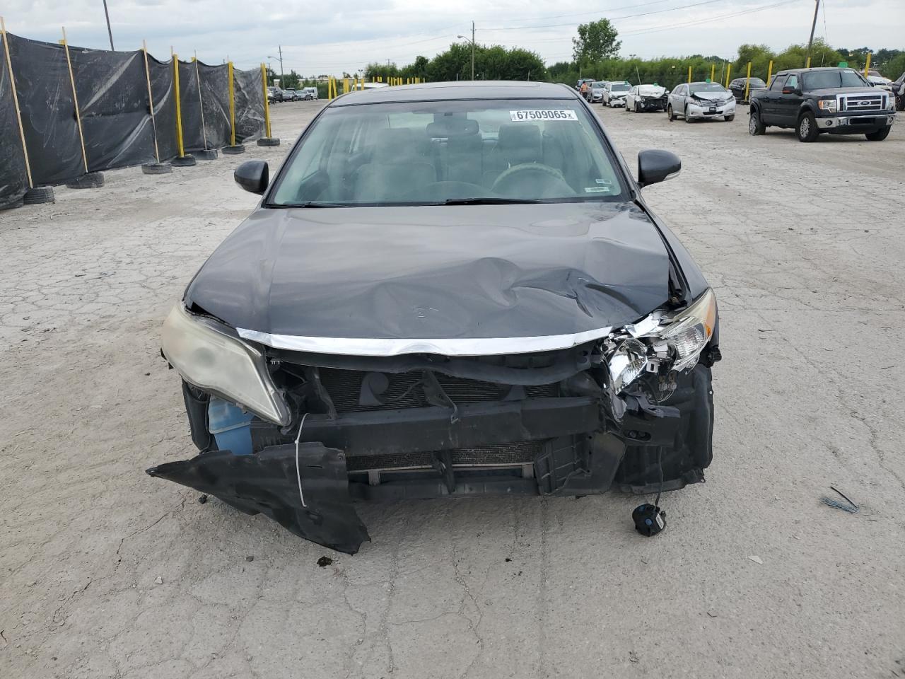 2012 TOYOTA Avalon