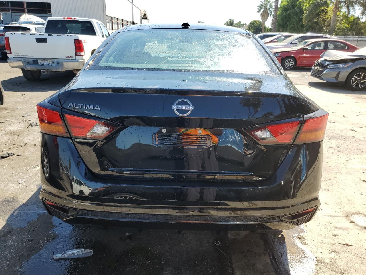 2025 NISSAN ALTIMA