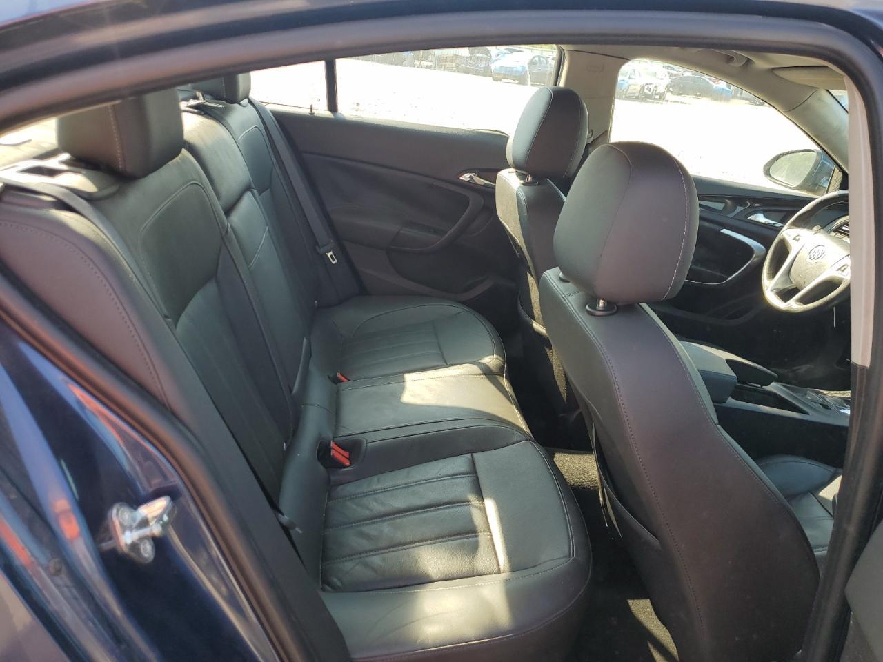 2011 BUICK Regal