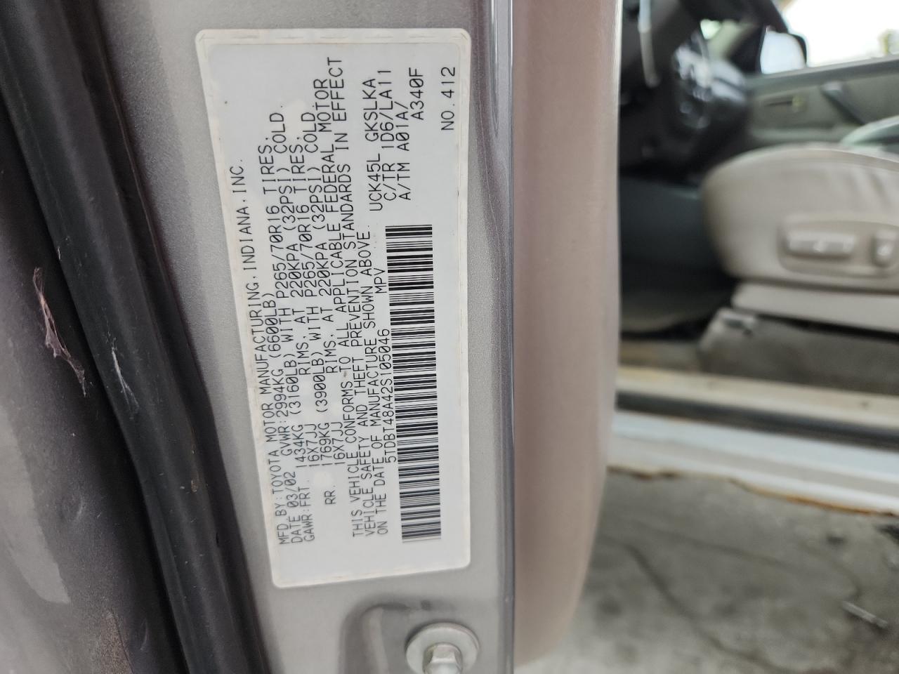 2002 TOYOTA Sequoia
