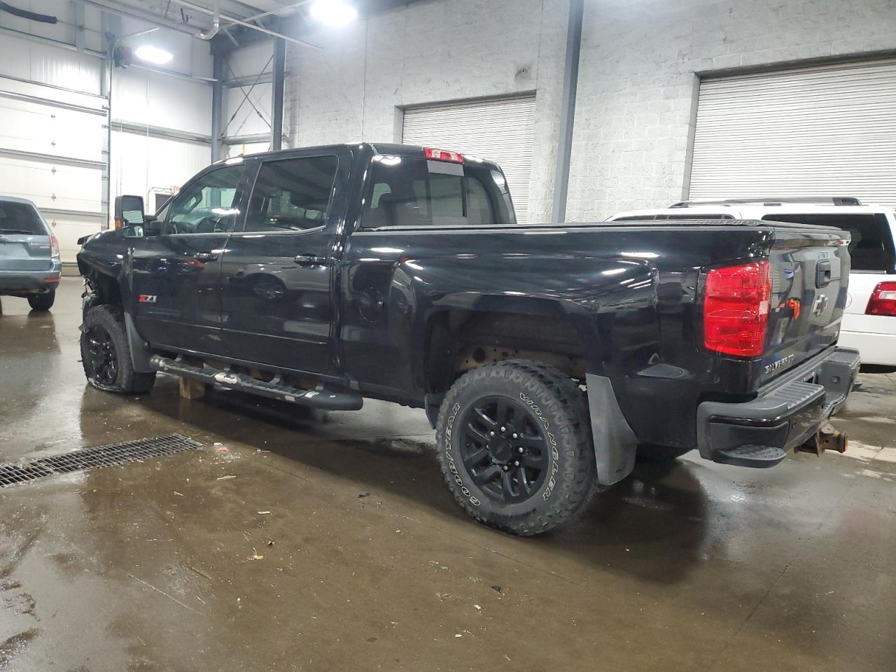 2018 CHEVROLET Silverado