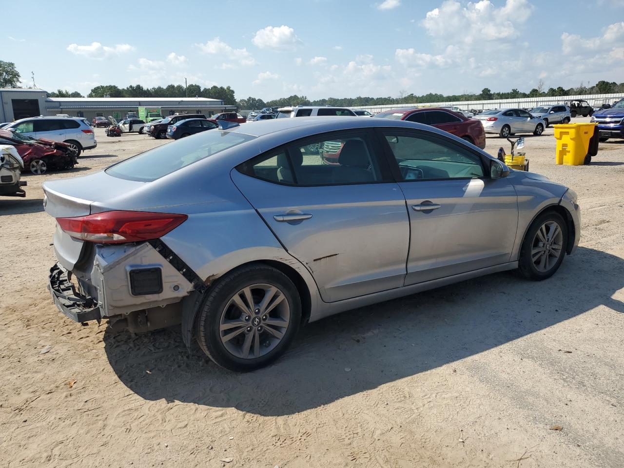 2017 HYUNDAI ELANTRA