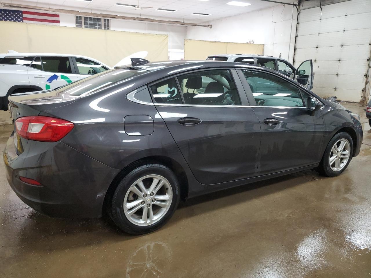 2017 CHEVROLET CRUZE