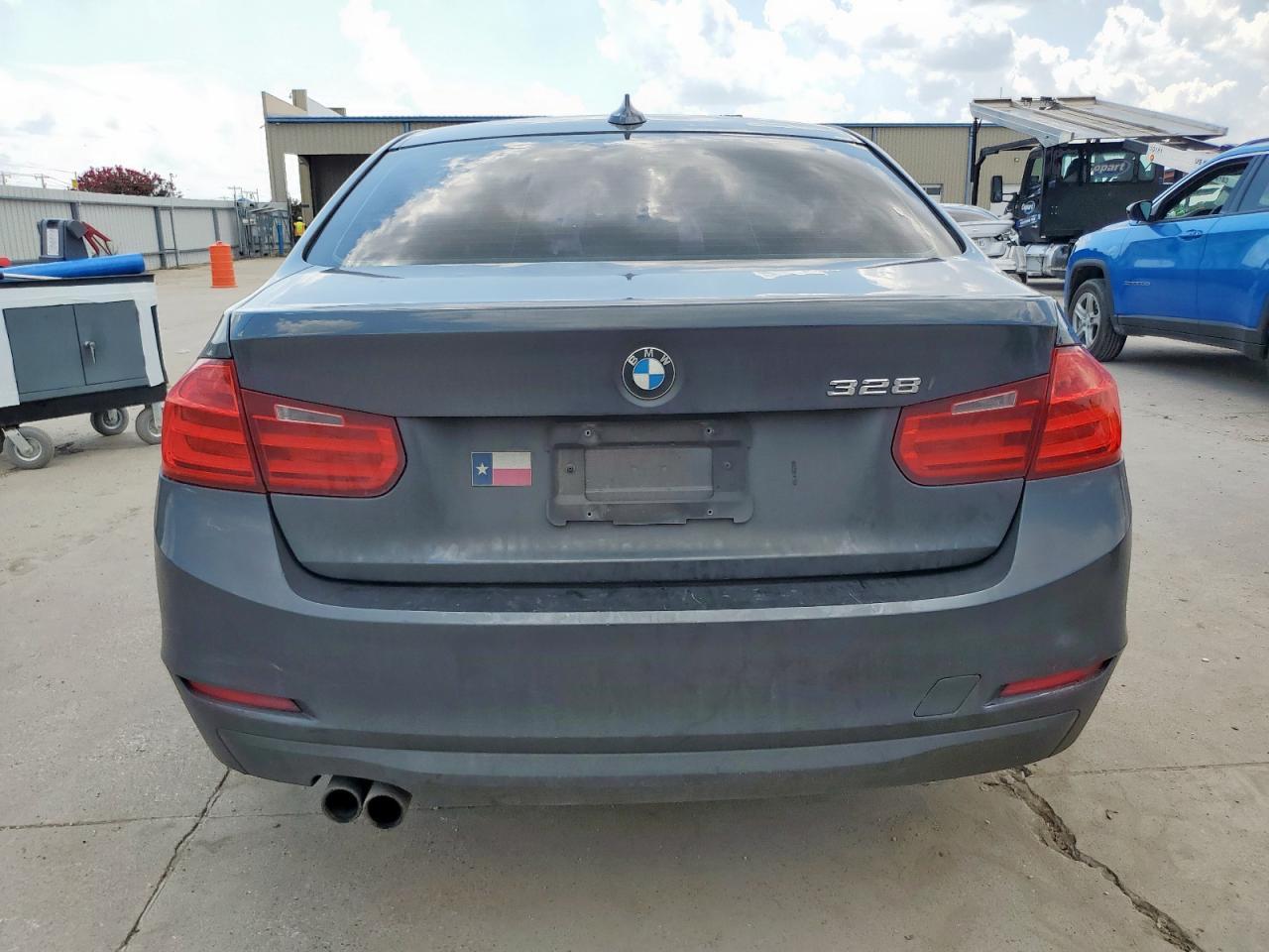 2013 BMW 3 SERIES