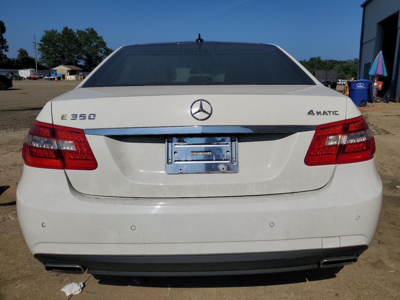 2010 MERCEDES-BENZ E-Class