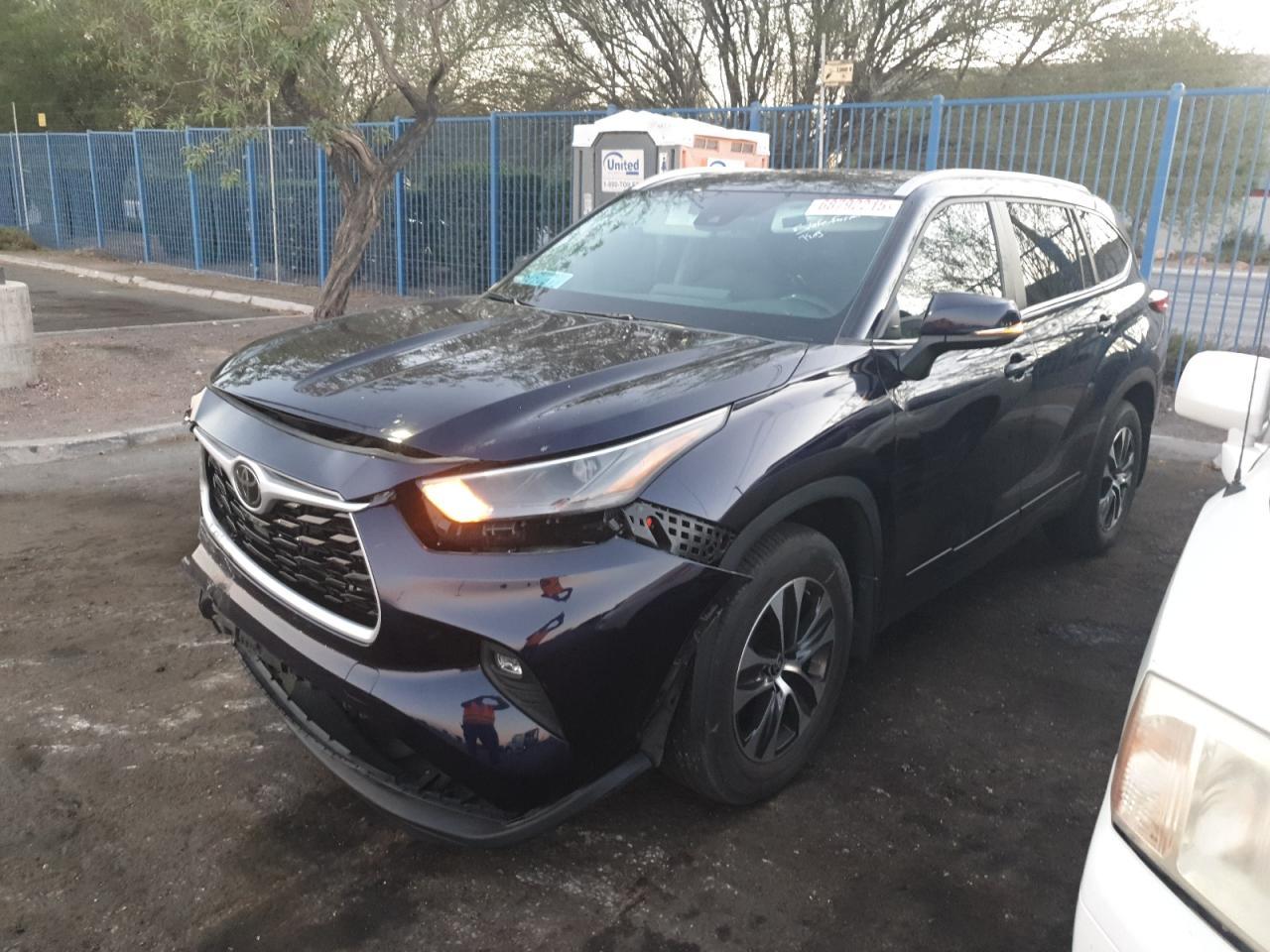 2023 TOYOTA HIGHLANDER