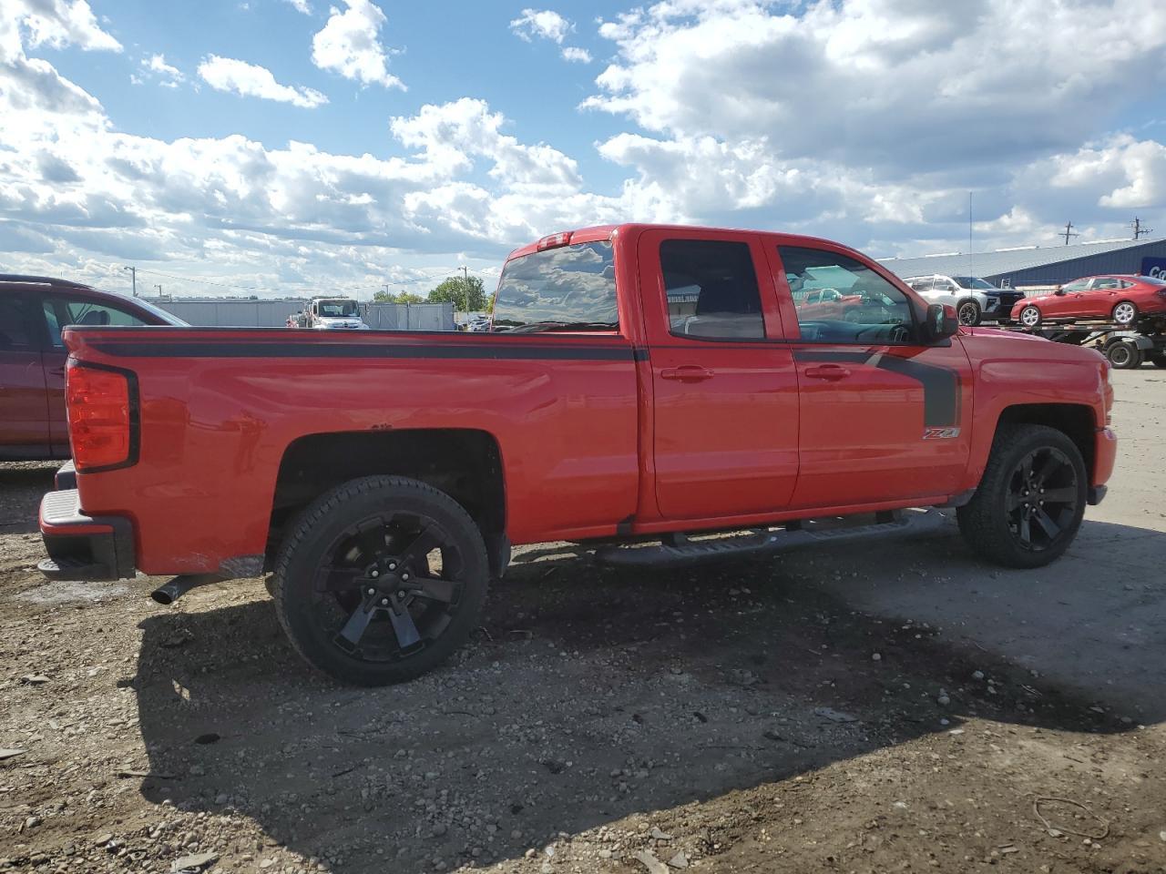 2017 CHEVROLET Silverado