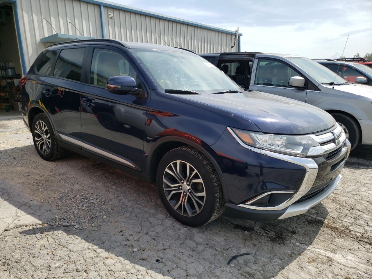 2016 MITSUBISHI outlander