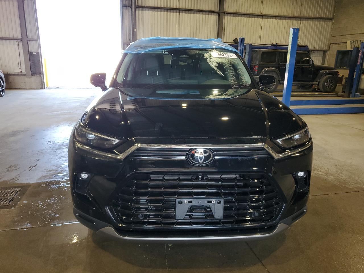 2024 TOYOTA HIGHLANDER