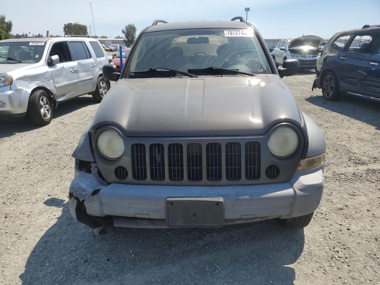 2006 JEEP Liberty